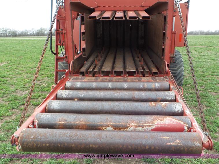 image for item K6829 2000 Case IH 8585 large square baler