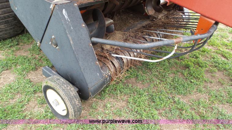 image for item K6829 2000 Case IH 8585 large square baler