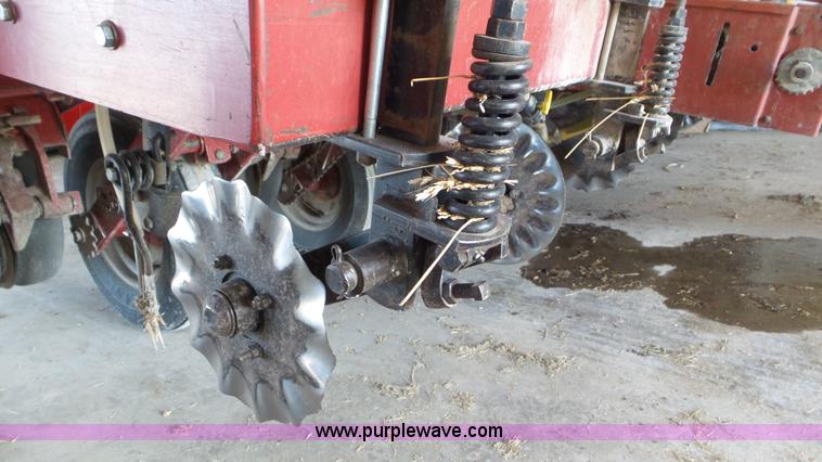 image for item K6888 Case IH 900 Cyclo Air planter