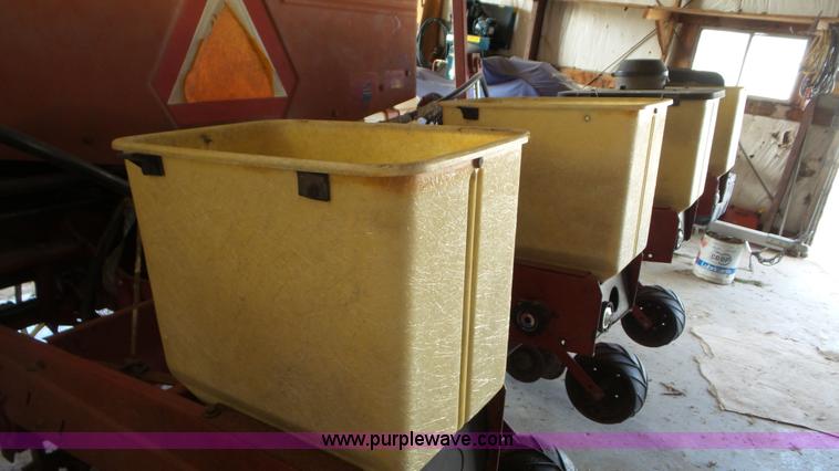 image for item K6888 Case IH 900 Cyclo Air planter