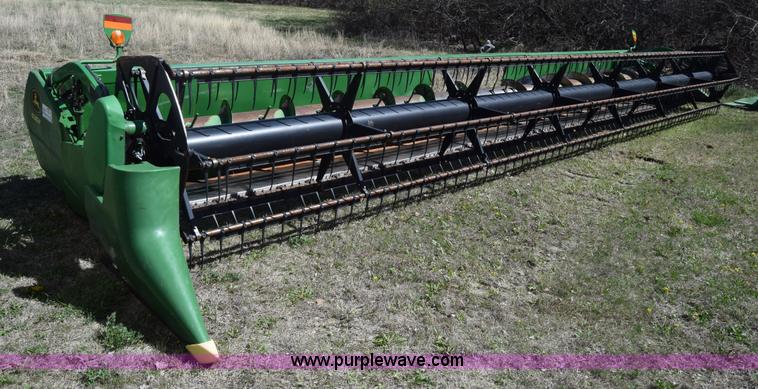 image for item K8743 2009 John Deere 635F Hydraflex platform head