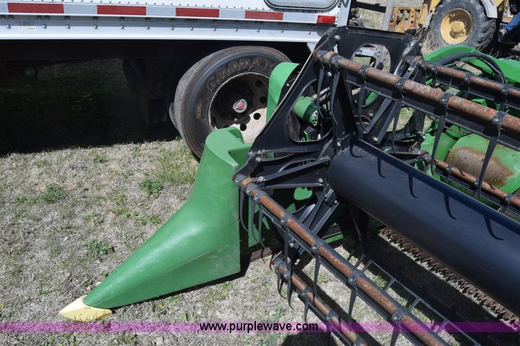 image for item K8743 2009 John Deere 635F Hydraflex platform head