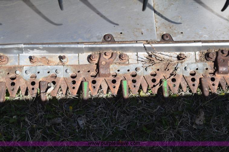 image for item K8743 2009 John Deere 635F Hydraflex platform head