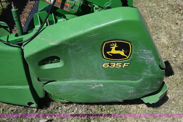 image for item K8743 2009 John Deere 635F Hydraflex platform head