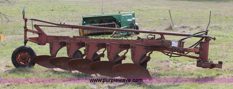 image for item K8990 Minneapolis Moline five bottom plow