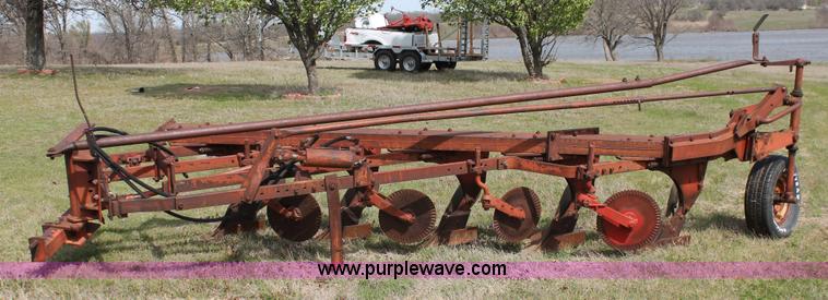 image for item K8990 Minneapolis Moline five bottom plow
