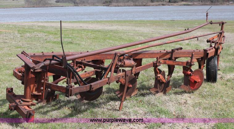 image for item K8990 Minneapolis Moline five bottom plow