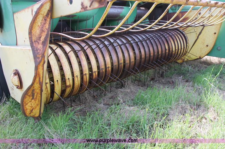 image for item K8991 John Deere 347 small square baler