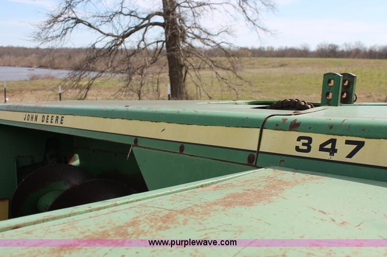 image for item K8991 John Deere 347 small square baler