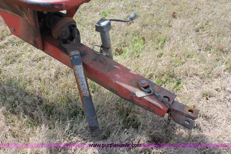 image for item K8992 1995 Hesston 1340 windrower