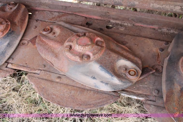 image for item K8992 1995 Hesston 1340 windrower