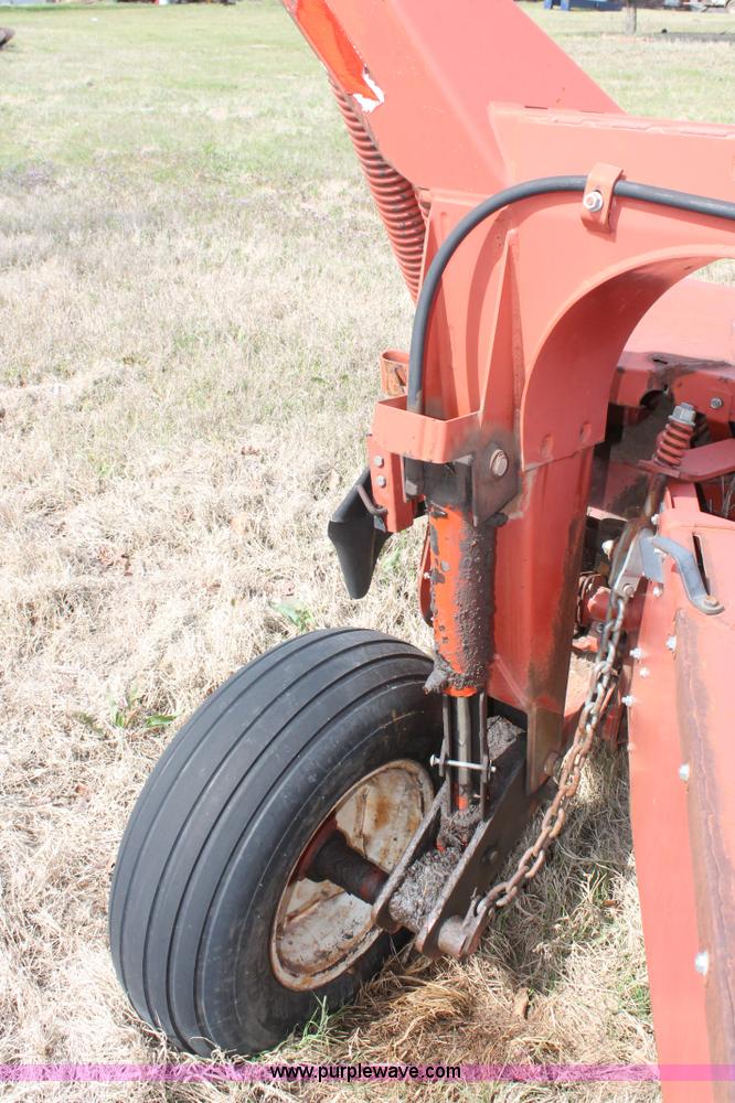 image for item K8992 1995 Hesston 1340 windrower