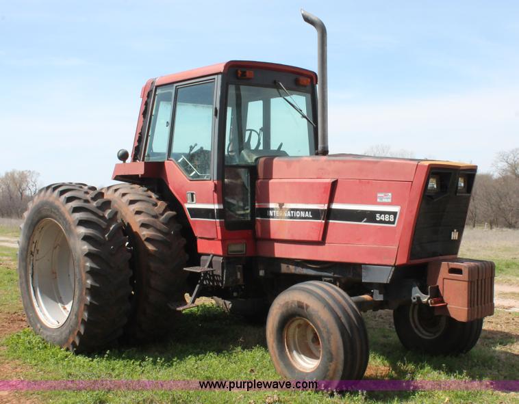 image for item K8997 International 5488 tractor