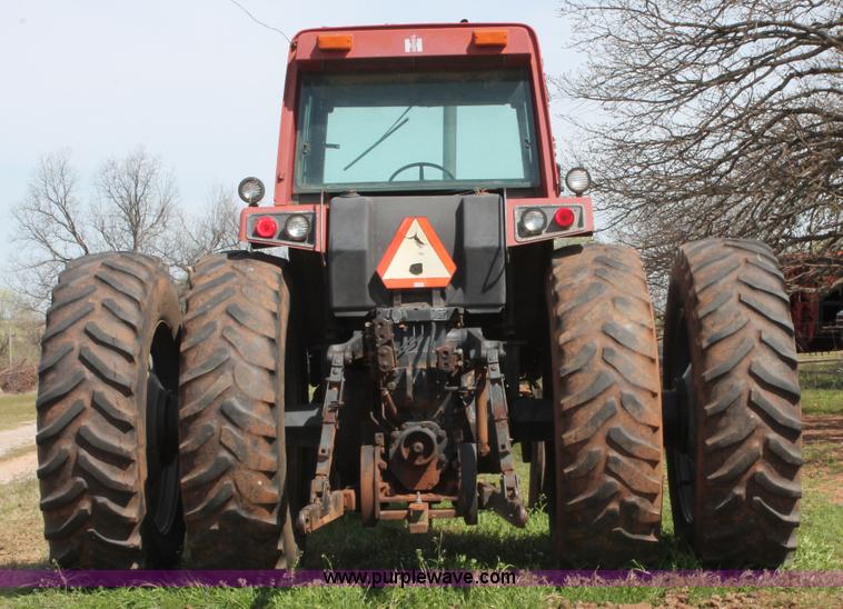 image for item K8997 International 5488 tractor