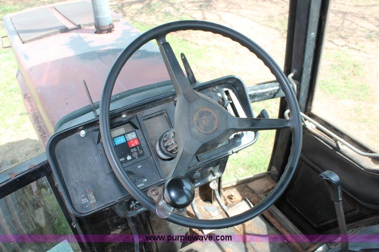 image for item K8997 International 5488 tractor