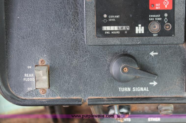 image for item K8997 International 5488 tractor