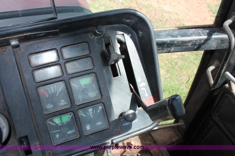 image for item K8997 International 5488 tractor