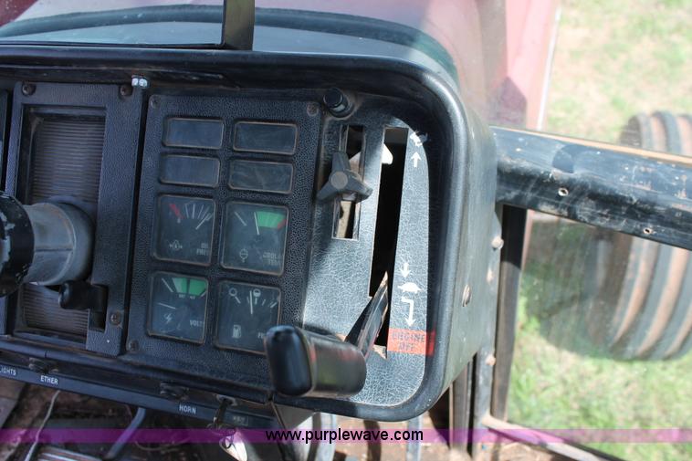 image for item K8997 International 5488 tractor