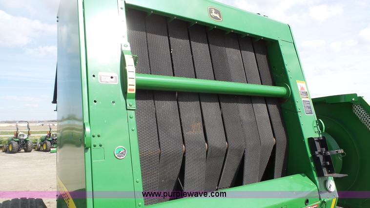 image for item L1328 2010 John Deere 568 Mega Wide Plus round baler