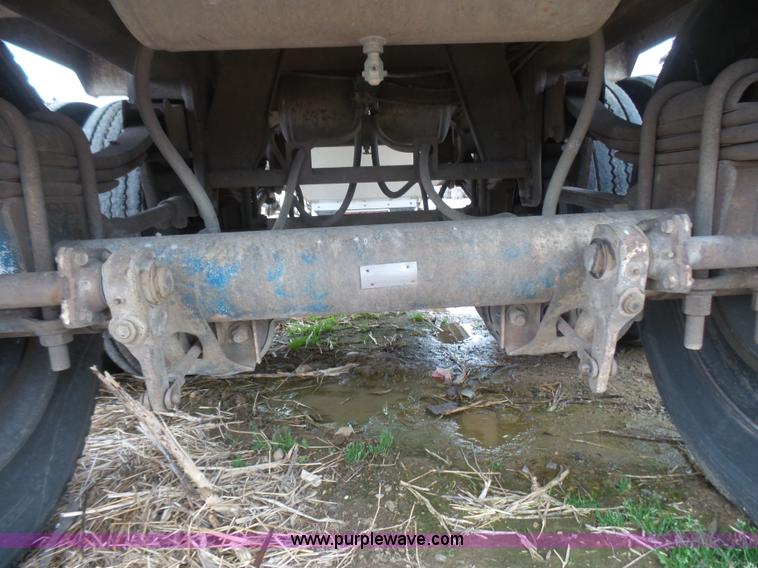 image for item L5445 1991 Timpte Super Hopper double hopper grain trailer