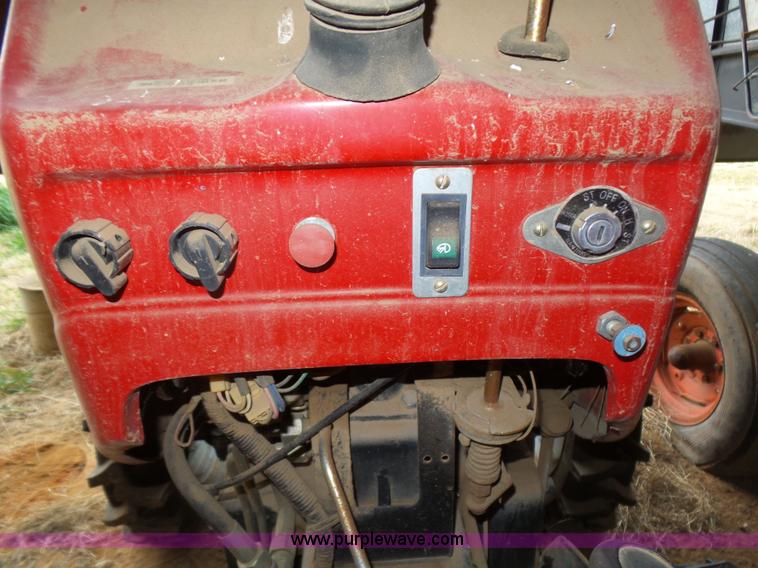 image for item L5762 2005 King 254 MFWD tractor