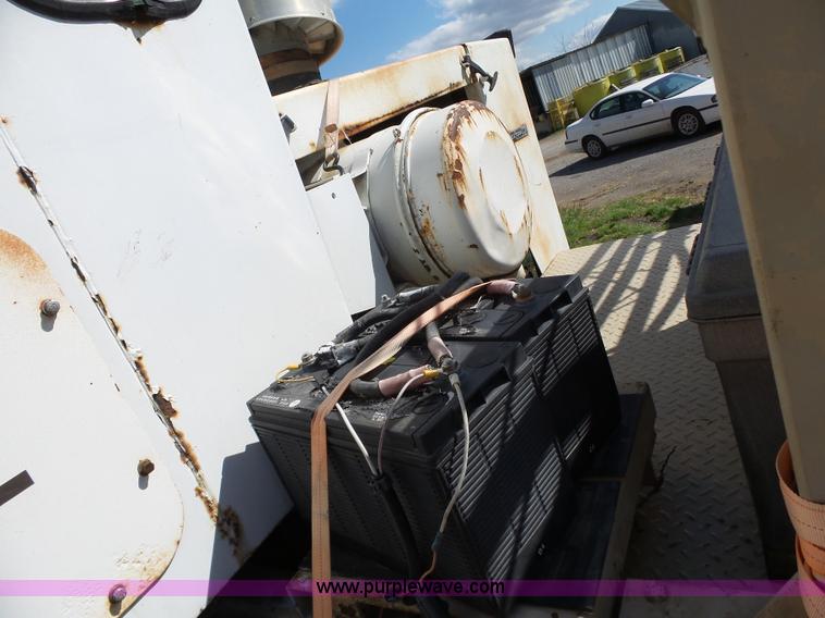 image for item L6284 Mertz self propelled applicator