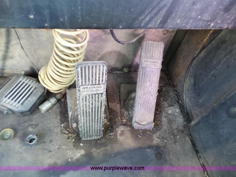 image for item L6284 Mertz self propelled applicator