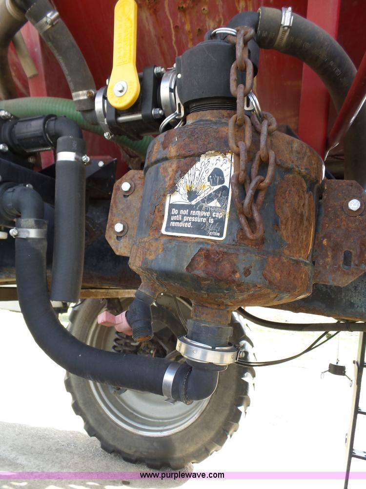 image for item L6285 2000 Case IH Patriot SPX3200B self-propelled sprayer