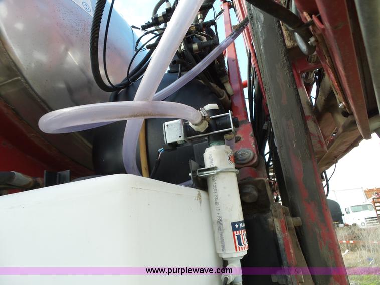 image for item L6285 2000 Case IH Patriot SPX3200B self-propelled sprayer