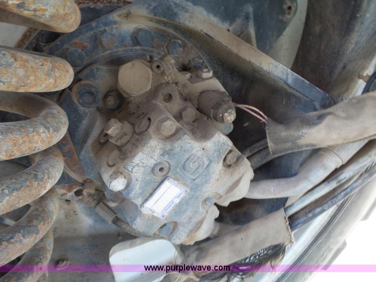 image for item L6285 2000 Case IH Patriot SPX3200B self-propelled sprayer