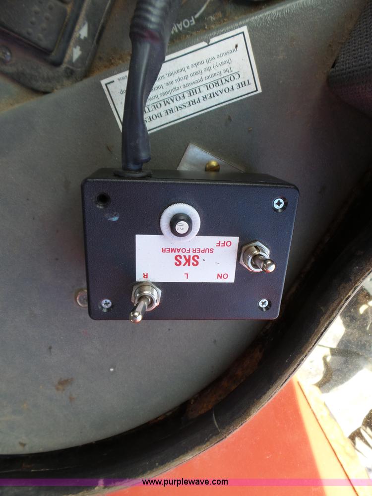 image for item L6285 2000 Case IH Patriot SPX3200B self-propelled sprayer