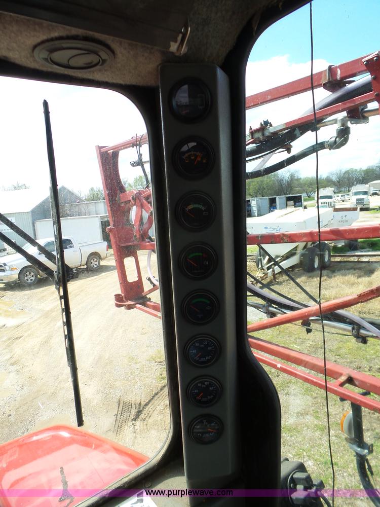 image for item L6285 2000 Case IH Patriot SPX3200B self-propelled sprayer