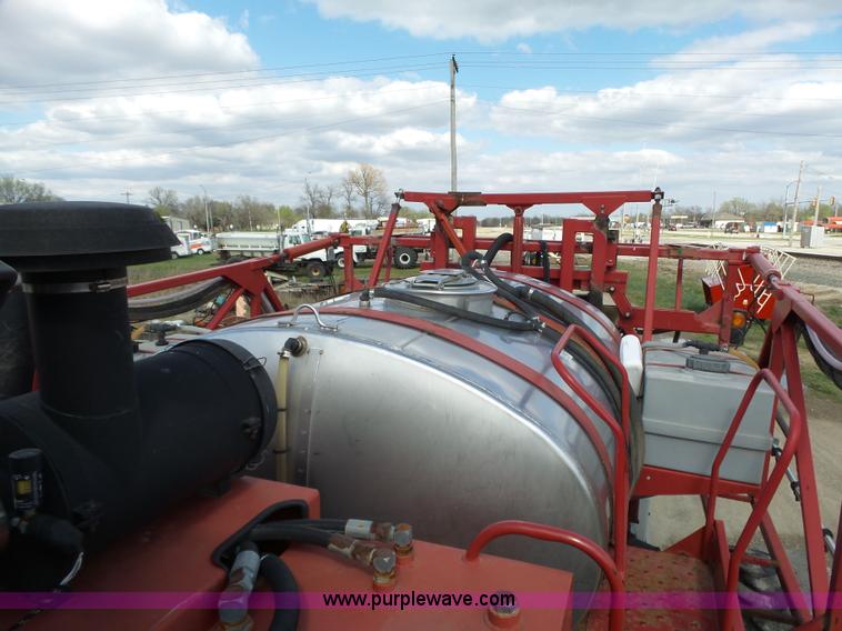 image for item L6285 2000 Case IH Patriot SPX3200B self-propelled sprayer