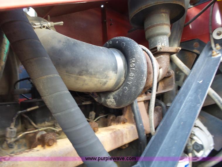 image for item L6285 2000 Case IH Patriot SPX3200B self-propelled sprayer