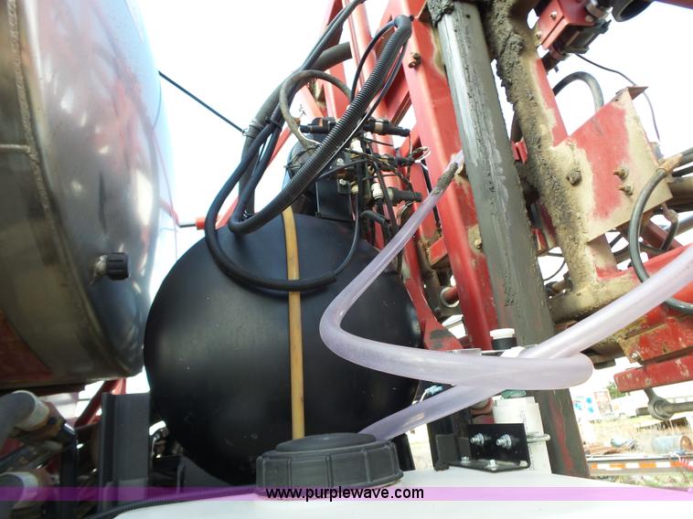 image for item L6285 2000 Case IH Patriot SPX3200B self-propelled sprayer