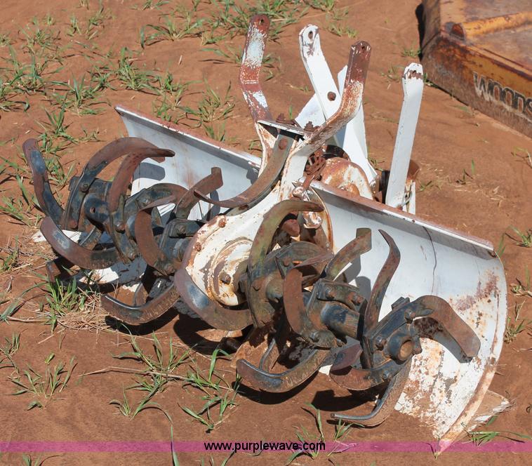 International 2 tiller in Fort Cobb, OK Item L6856 sold Purple Wave