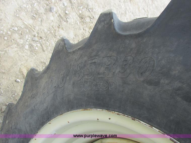 image for item L7127 2004 Buhler Versatile 2210 MFWD tractor