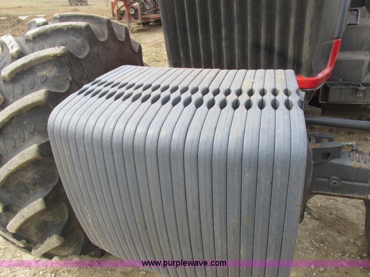 image for item L7127 2004 Buhler Versatile 2210 MFWD tractor