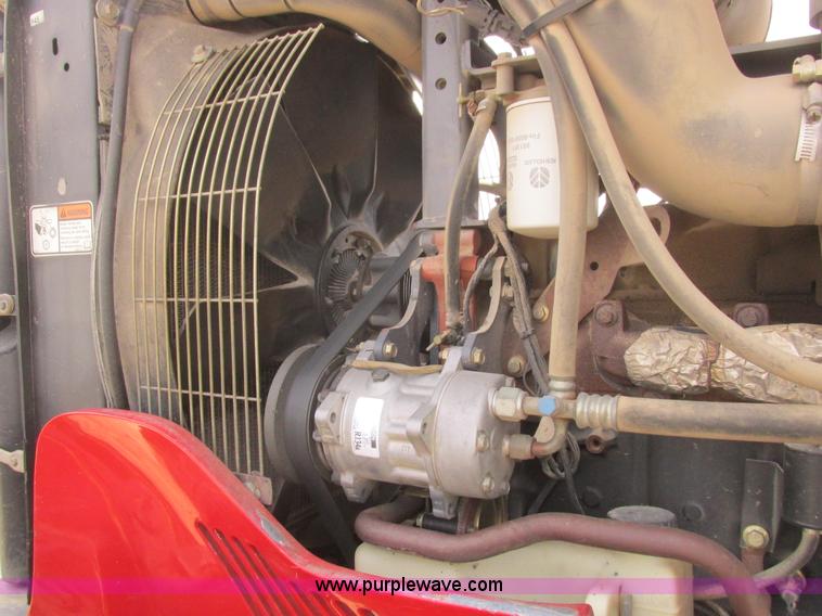 image for item L7127 2004 Buhler Versatile 2210 MFWD tractor