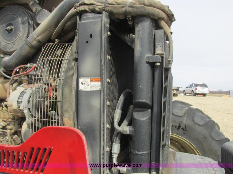 image for item L7127 2004 Buhler Versatile 2210 MFWD tractor