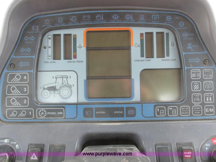 image for item L7127 2004 Buhler Versatile 2210 MFWD tractor