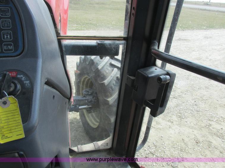 image for item L7127 2004 Buhler Versatile 2210 MFWD tractor