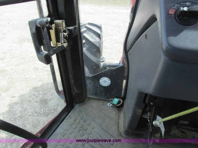 image for item L7127 2004 Buhler Versatile 2210 MFWD tractor