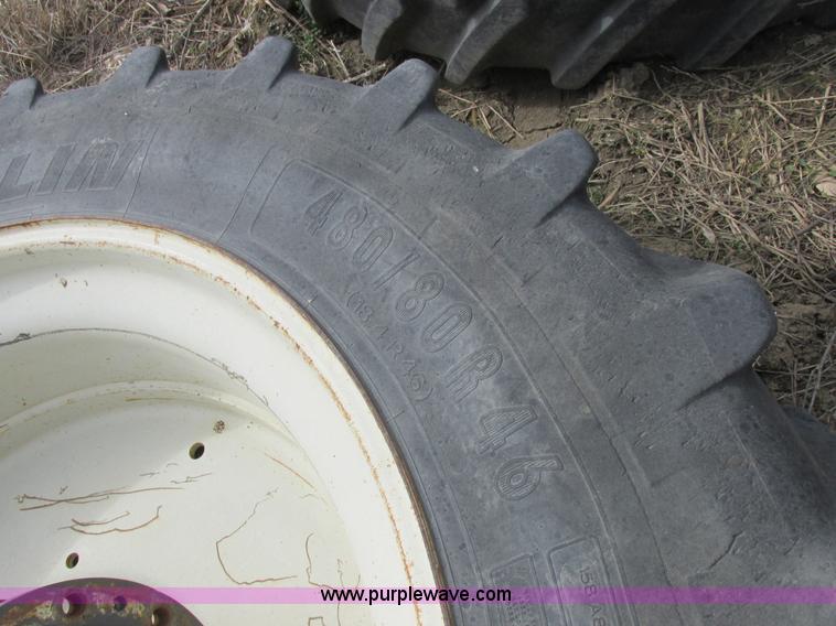 image for item L7127 2004 Buhler Versatile 2210 MFWD tractor