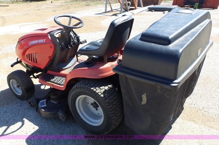 image for item L7156 Troy-Bilt Mulcher GT lawn mower