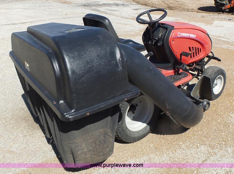 image for item L7156 Troy-Bilt Mulcher GT lawn mower