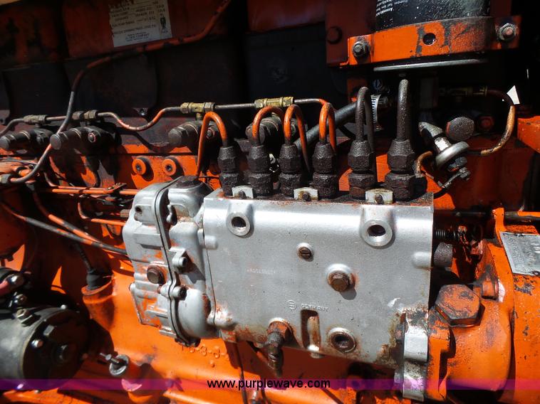 image for item L7157 1965 Case 930 tractor