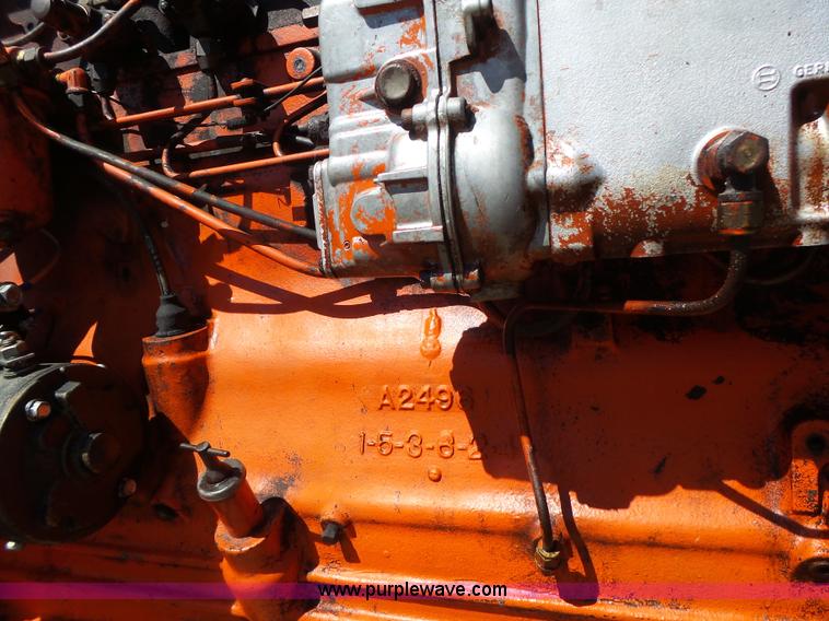 image for item L7157 1965 Case 930 tractor