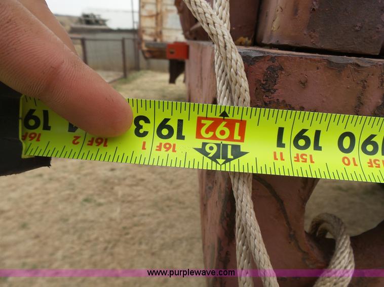 image for item L7249 1970 Ford F600 grain truck