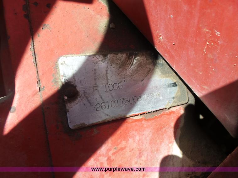 image for item L7286 1975 International 1066 Turbo tractor